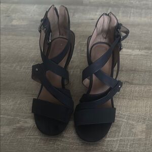 Elegant Black Strappy Women's Sandals